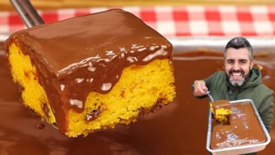 Bolo de cenoura super fofinho coberto com ganache de chocolate
