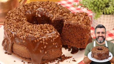 Bolo de chocolate rápido e fácil em fatia