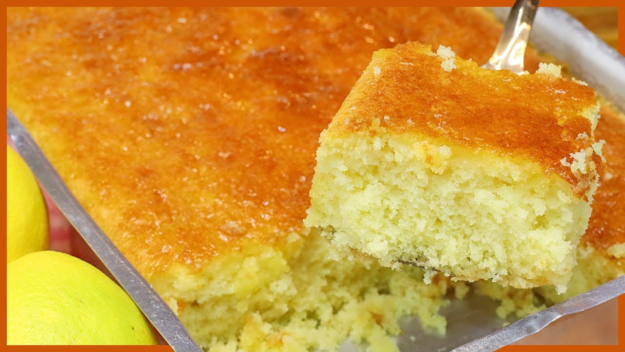 Bolo de laranja fofo e molhadinho com calda