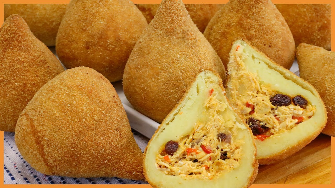 Coxinha especial de Natal em prato