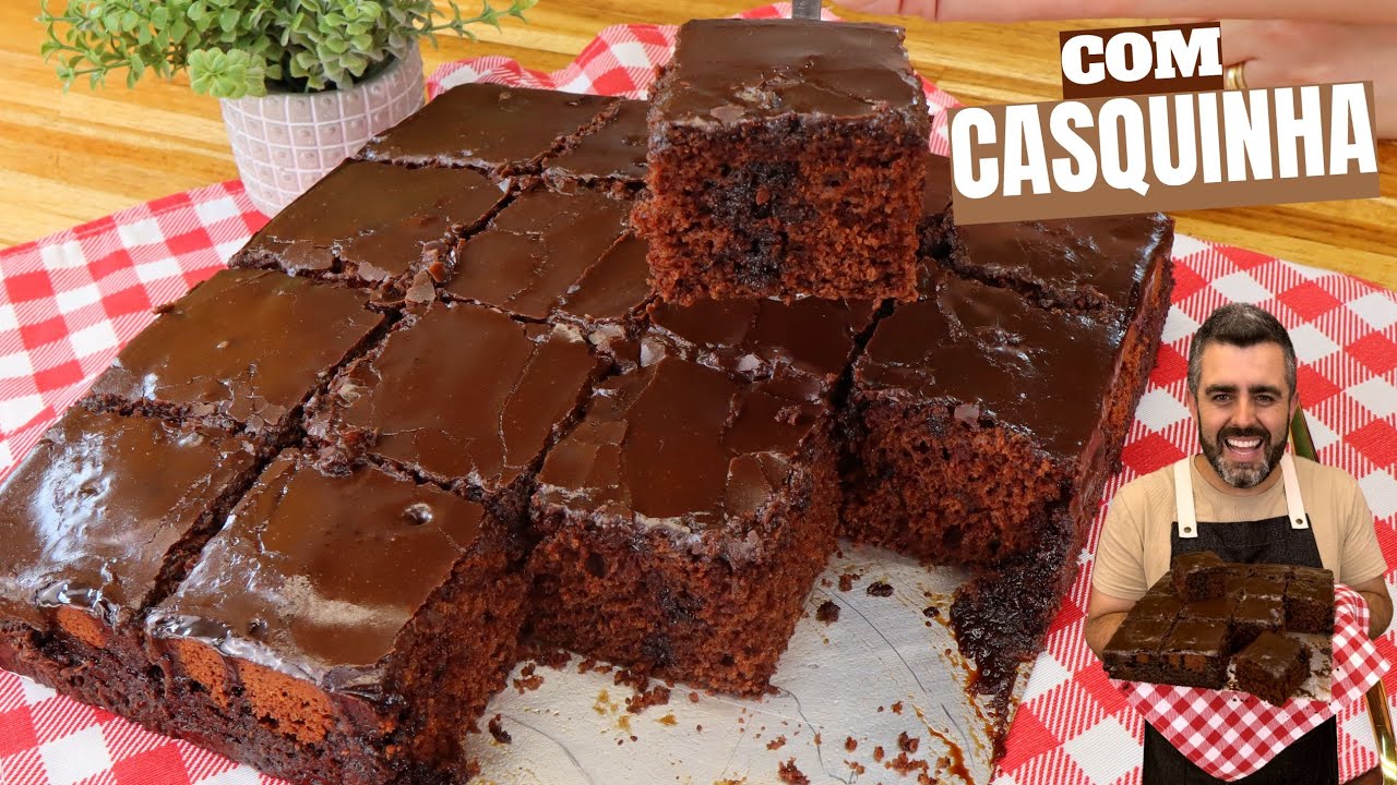 Bolo de chocolate com casquinha macia